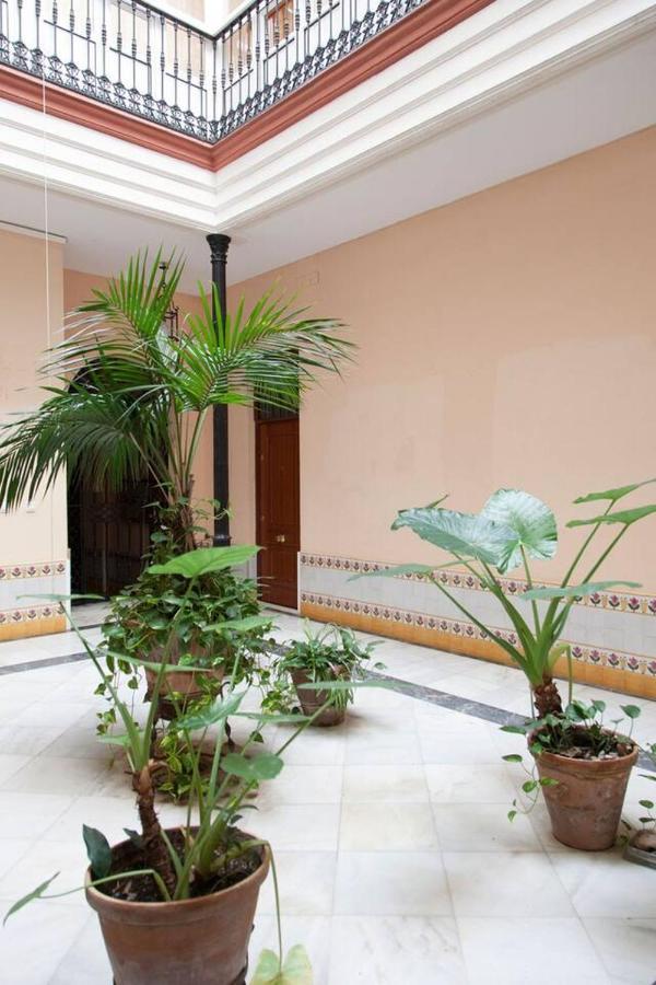 Apartamento Descalzos Севилья Экстерьер фото
