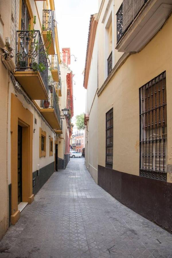 Apartamento Descalzos Севилья Экстерьер фото