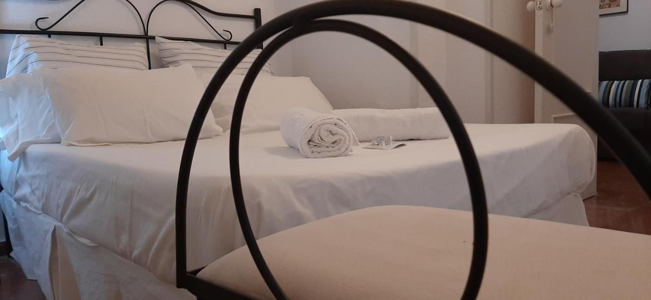 Apartamento Descalzos Севилья Экстерьер фото