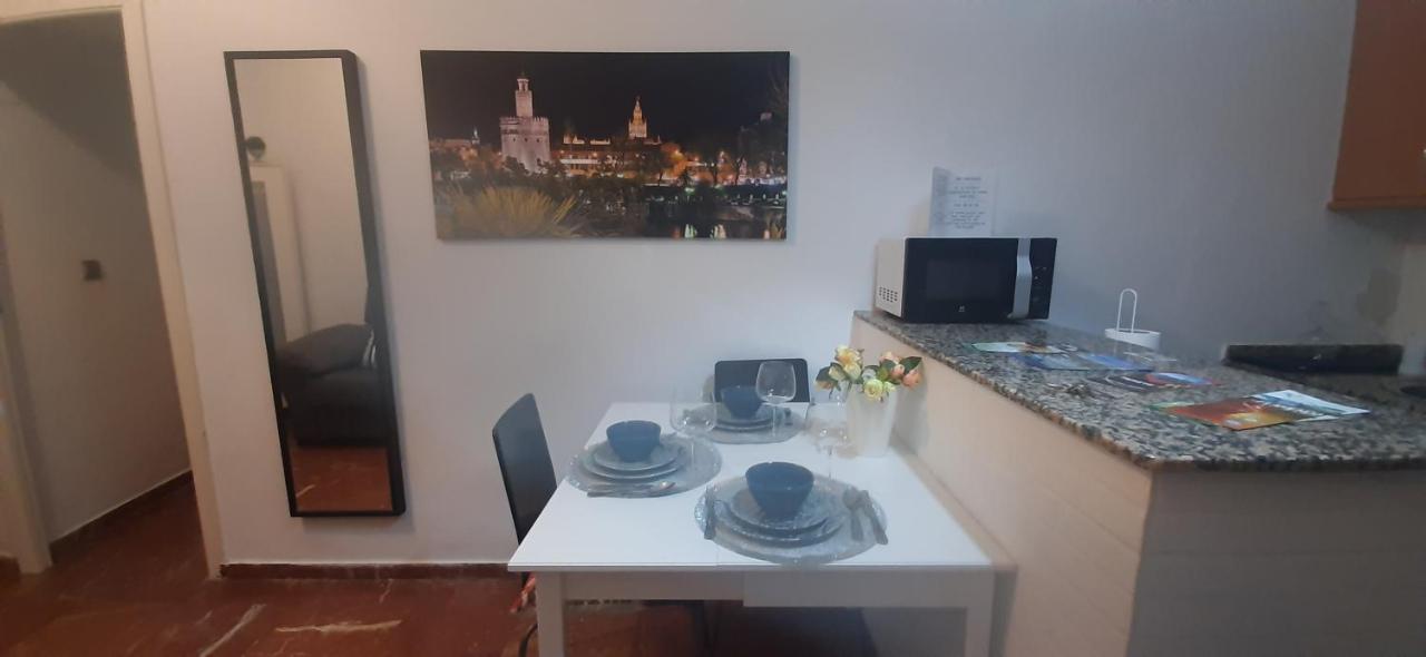 Apartamento Descalzos Севилья Экстерьер фото
