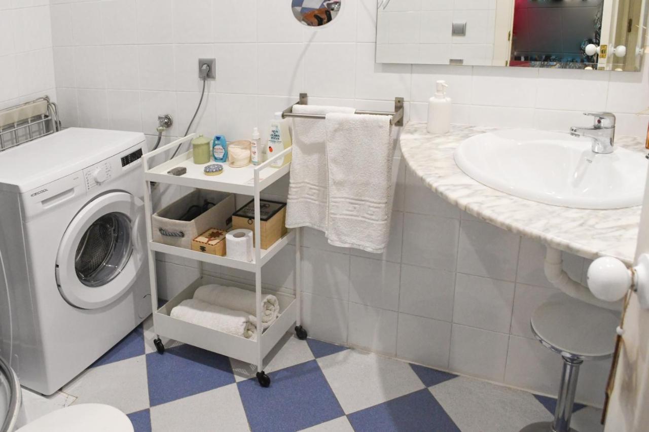 Apartamento Descalzos Севилья Экстерьер фото