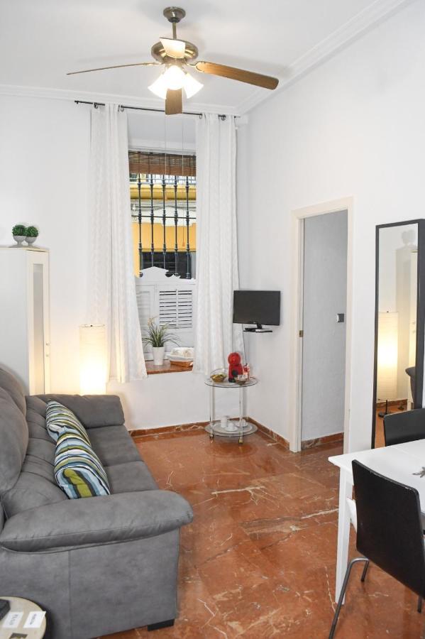 Apartamento Descalzos Севилья Экстерьер фото